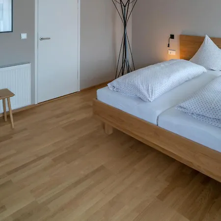 Loewen Tosters Feldkirch