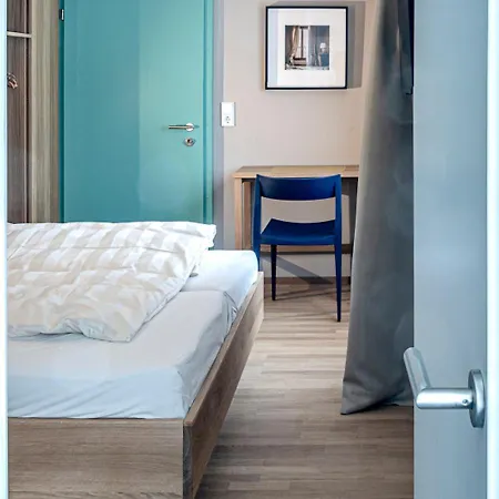 Hotel Loewen Tosters *